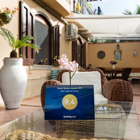 ベッド・アンド・ブレックファスト Casa Augusto Luxury 3*